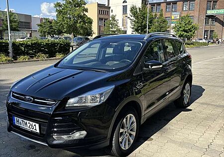 Ford Kuga 2.0 TDCi 4x4 Aut. Titanium