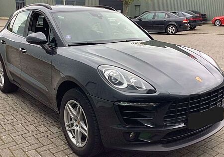 Porsche Macan S 1.Hand Navi Pano Kamera Leder Sportsitze