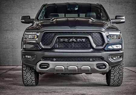 Dodge RAM 1500 5.7 V8 Hemi Crew Cab * REBEL *