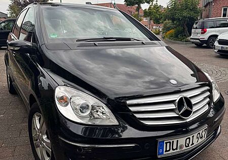 Mercedes-Benz B 200 - Automatik - wenig km - PDC - Sitzheizung