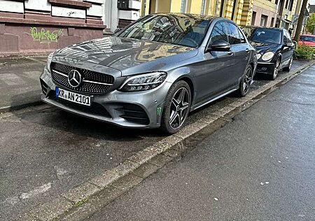 Mercedes-Benz C 200 AMG LINE night pack