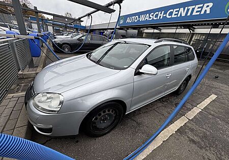 VW Golf Variant Volkswagen 1KM