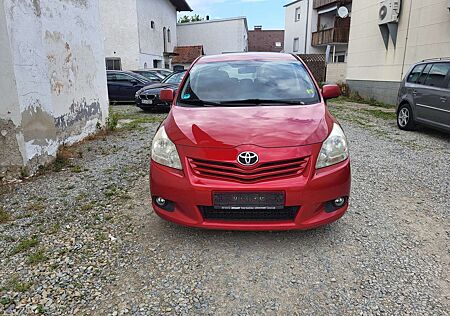 Toyota Verso Life