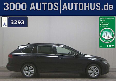 VW Golf Volkswagen -8 Var. 2.0 TDI Life LED DC PDC Shz AHK