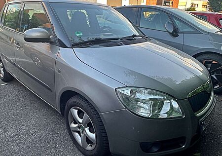 Skoda Fabia 1.6 16V Tiptronic Elegance