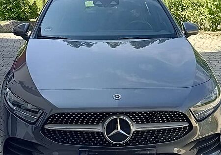 Mercedes-Benz A 200 AMG Line