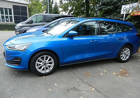 Ford Focus gebraucht kaufen Ford Focus Turnier 1.0 EcoBoost Start-Stopp-System COOL