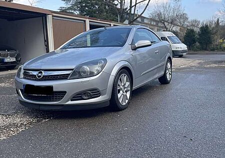 Opel Astra Twin Top 1.8 Edition