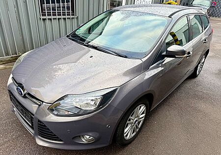 Ford Focus Titanium 2.Hand AHK Keyless Navi SHZ TÜV05/2027