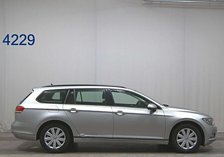 VW Passat Variant Volkswagen 2.0 TDI BMT Trendline Navi