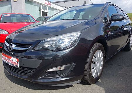 Opel Astra J Sports Tourer Style Navi-Winterpaket