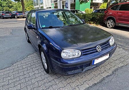 VW Golf Volkswagen 4.1.4i. 75PS. Klima Servo. ABS. ZV. FH. Tüv NEU
