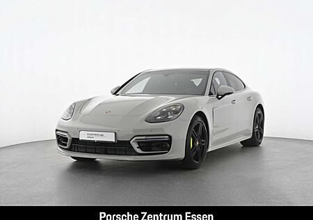 Porsche Panamera 4 E-Hybrid Platinum Edition