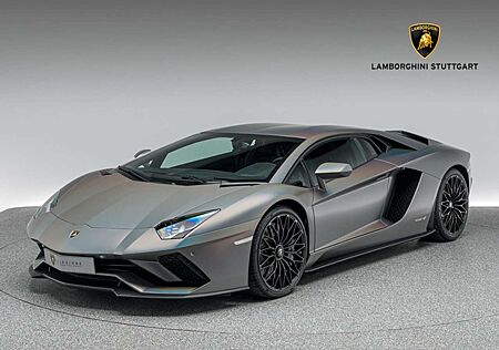 Lamborghini Aventador S Coupé