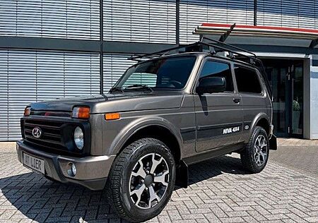 Lada Niva Urban 1,7 4x4 Top Zustand!