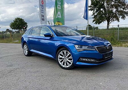 Skoda Superb Combi Premium Edition
