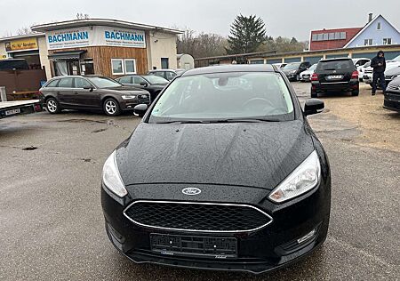 Ford Focus Business Bordcomputer Klima
