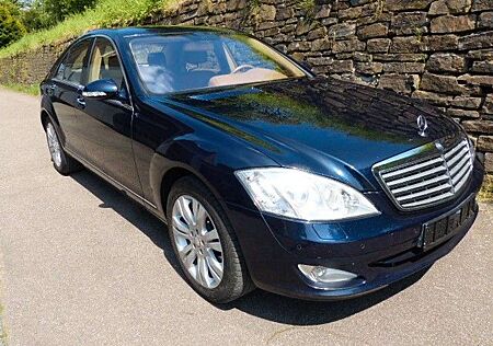 Mercedes-Benz S 500 S -Klasse 4Matic Leder Navi PDC Automatic