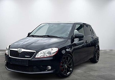 Skoda Fabia RS*AUTOMATIK*TEMPOMAT*SITZHEIZUNG*PDC