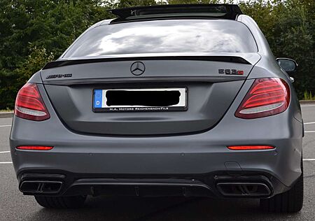 Mercedes-Benz E 63 AMG AMG E 63 S 4Matic AMG Speedshift 9G-MCT