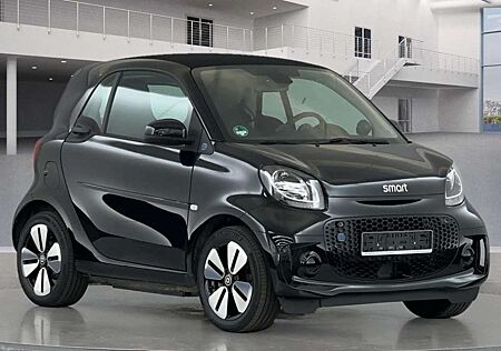 Smart ForTwo EQ 22kW PDC ALU TEMPOMAT BATTERIE 97%