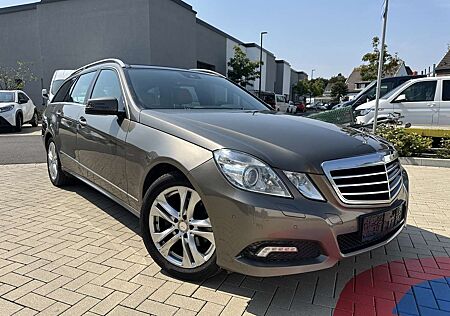 Mercedes-Benz E 220 T CDI BlueEFFICIENCY Automatik/Comand/PANO/Leder