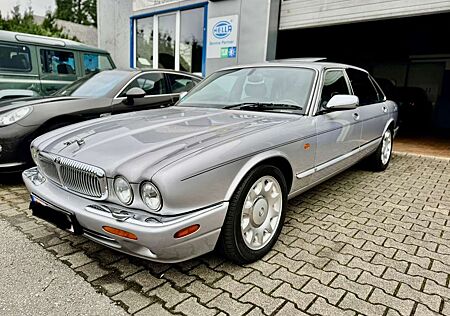 Jaguar Daimler Super V8*LANG*DEUTSCHES FAHRZEUG*TOP*