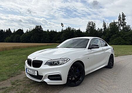 BMW 235 M235 i xDrive / 19“ / H&K / 8-fach / Carplay