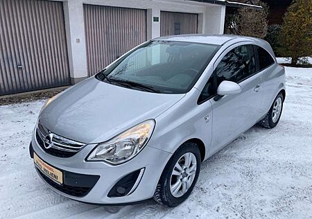 Opel Corsa D Satellite