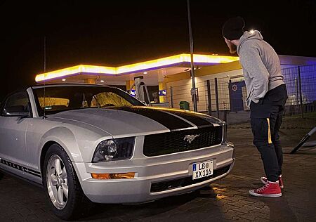 Ford Mustang Convertible 2005