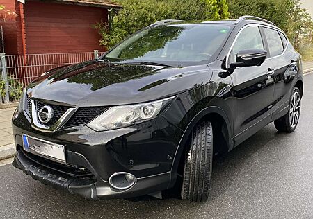 Nissan Qashqai +1.6+dCi+Xtronic+TEKNA.SHZ/PDC/Panoramadach