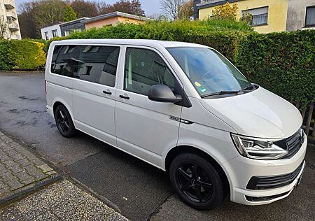 VW T6 Multivan Volkswagen Multivan Kurz EU6Trendline
