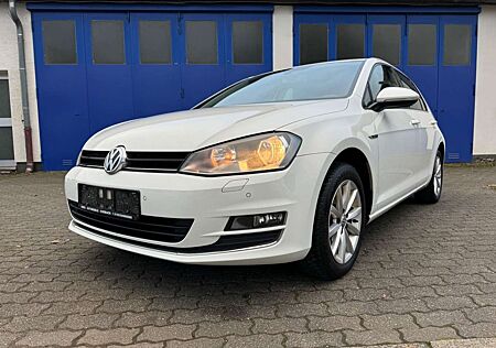 VW Golf Volkswagen VII Lim. Lounge BMT