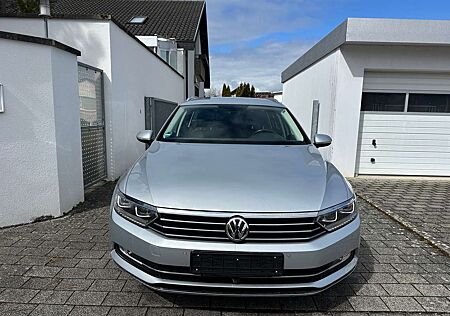 VW Passat Variant Volkswagen Highline -AUTOM-LED-NAVI-ACC-360°KAMERA-MASSAGE