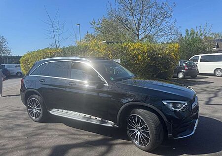 Mercedes-Benz GLC 300 de 4Matic 9G-TRONIC