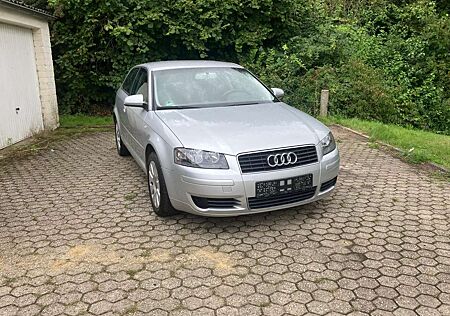 Audi A3 1.6 Attraction