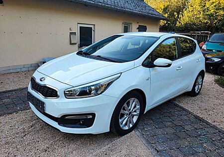 Kia Others Ceed Edition 7/ 1.-HAND/Leichter HAGELSCH