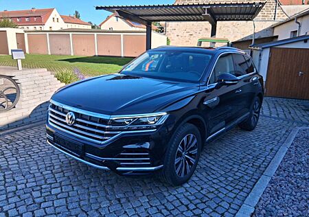 VW Touareg Volkswagen Elegance 4Motion Leder Autom. AHK PDC Navi GHD