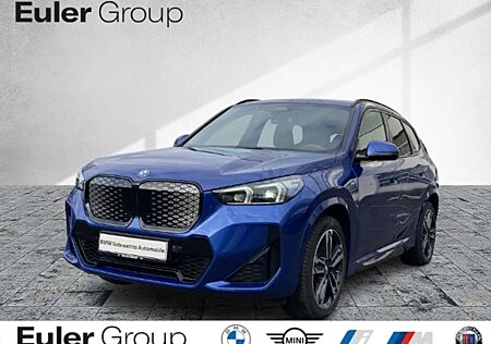 BMW iX1 30 M-Sport Allwetter19'' Pano Ad-M-Fahrw. H/K AdL