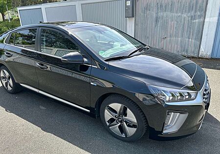 Hyundai Ioniq Hybrid 1.6 GDI Premium*Navigation*Leder*Garantie