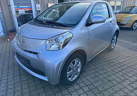 Toyota iQ Basis