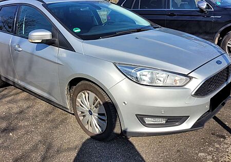 Ford Focus Turnier Diesel Turnier 1.5 TDCi DPF Start-St