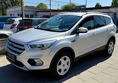 Ford Kuga Cool & Connect