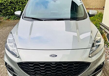 Ford Kuga 1.5 EcoBoost ST-LINE X