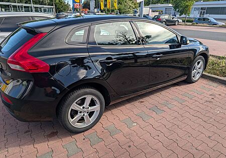 Volvo V40 D2 Geartronic Kinetic