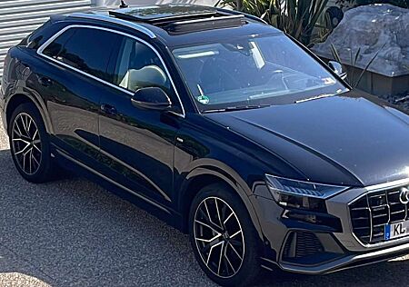 Audi Q8 50 TDI quattro tiptronic
