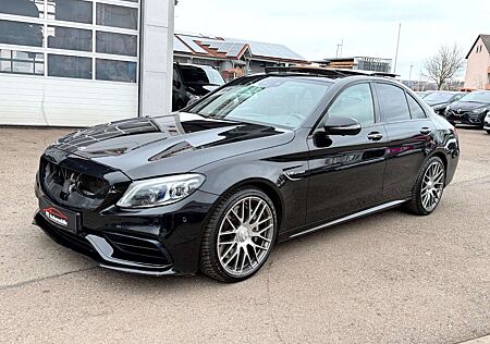 Mercedes-Benz C 63 AMG Limo Sportabgas_Pano_Keyles_Comand_LED