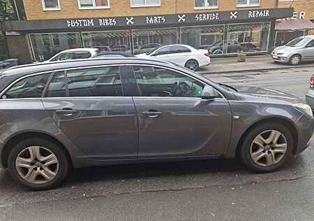 Opel Insignia 2.0 CDTI Sports Tourer Edition