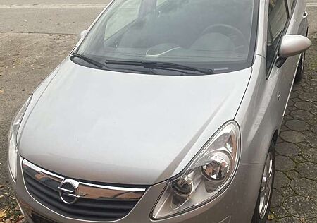 Opel Corsa 5-Türer 1.4