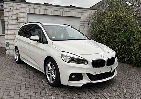 BMW 220 i M Sport
